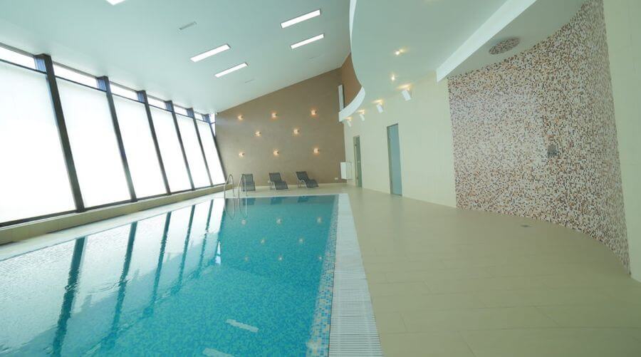 EVENT HOUSE бассейн